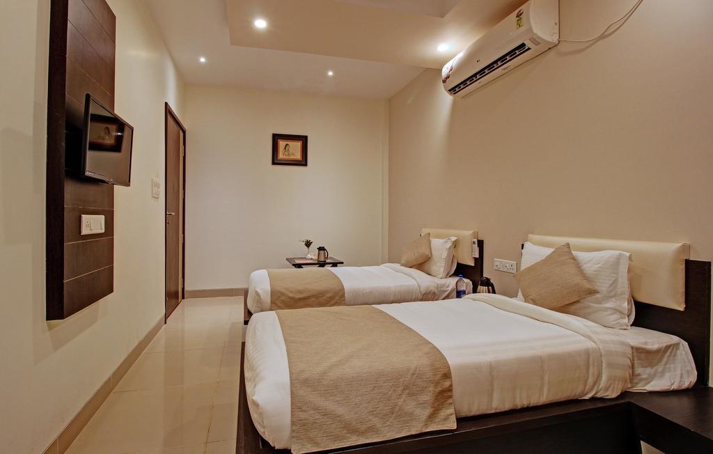 Hotel Nawalgarh Plaza Pokoj fotografie