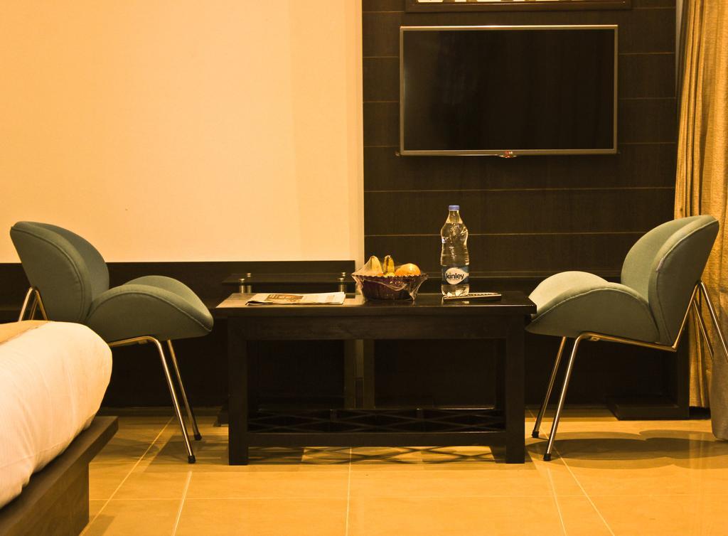 Hotel Nawalgarh Plaza Pokoj fotografie